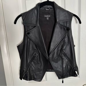 Bebe cropped leather vest size XS